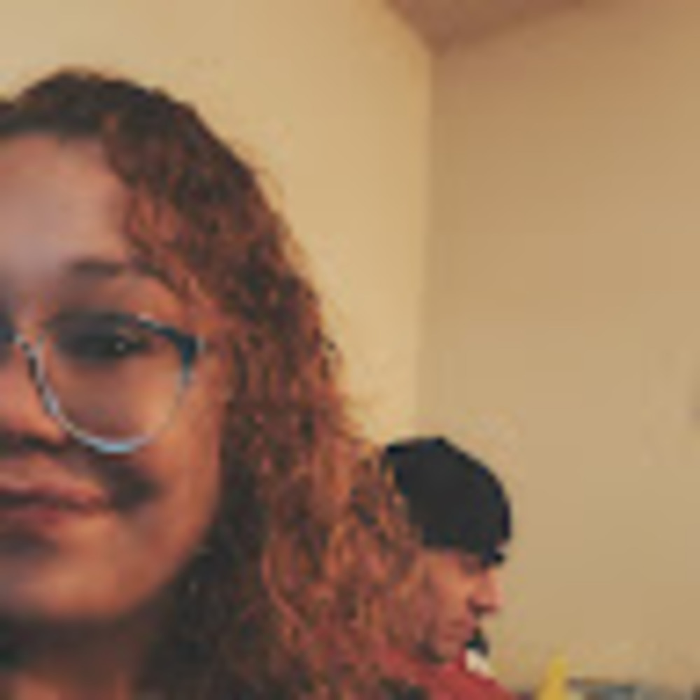 Meet your Posher, Yasmin